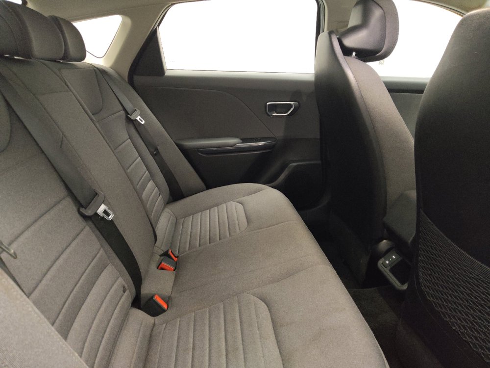 Used 2025 Kia K4 EX FWD image 19