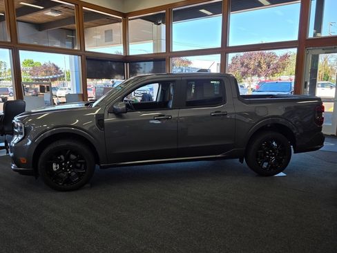 New 2025 Ford Maverick Lobo image 6