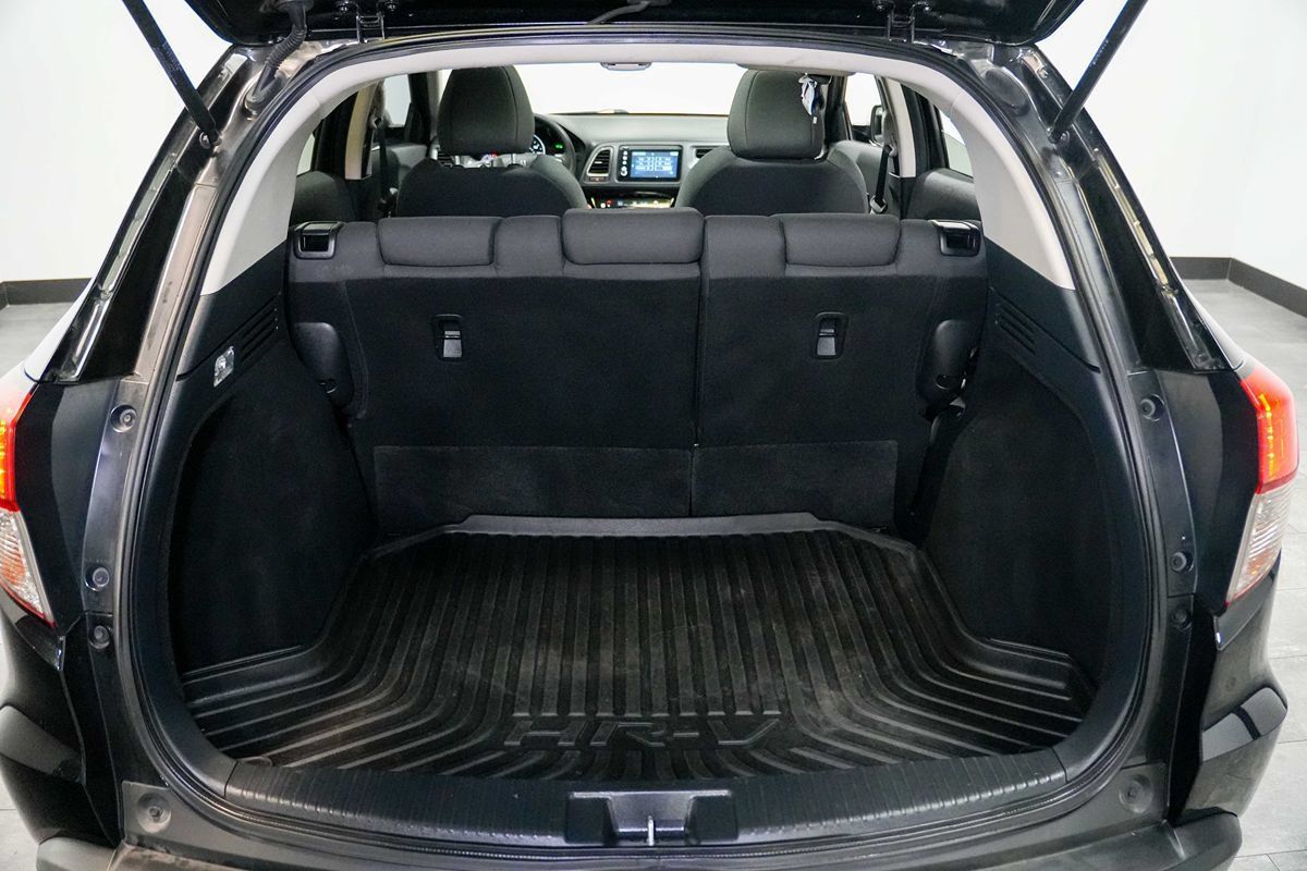 Used 2022 Honda HR-V EX image 21