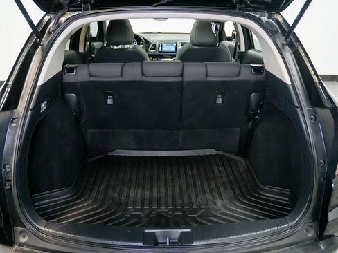 Used 2022 Honda HR-V EX image 21