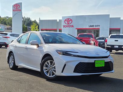 New 2025 Toyota Camry LE