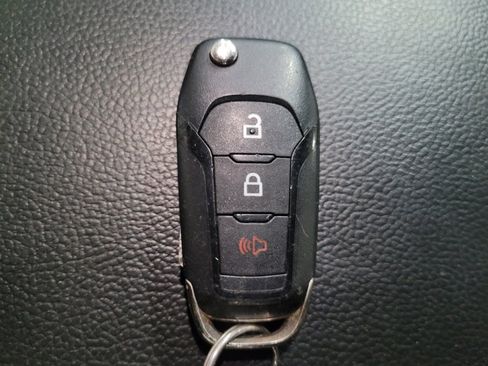 Used 2018 Ford F150 XL w/ Equipment Group 101A Mid AWD/4WD image 32