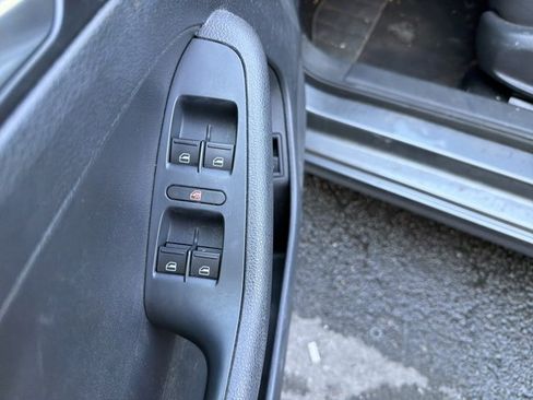 Used 2014 Volkswagen Jetta S FWD image 11