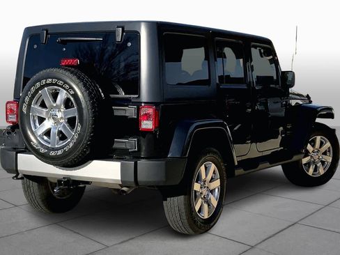 Used 2015 Jeep Wrangler Unlimited Sahara image 13