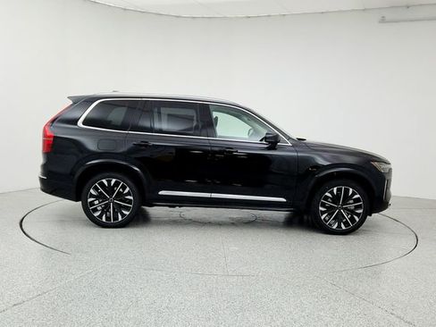 New 2026 Volvo XC90 B6 Plus w/ Protection Package Premier image 4