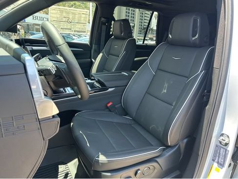 New 2026 Cadillac Escalade Sport w/ Touring Package AWD/4WD image 26