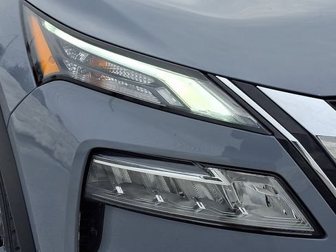 Certified 2023 Nissan Rogue SL w/ SL Premium Package image 8