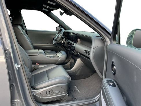 Certified 2026 Hyundai Palisade XRT Pro AWD/4WD image 6