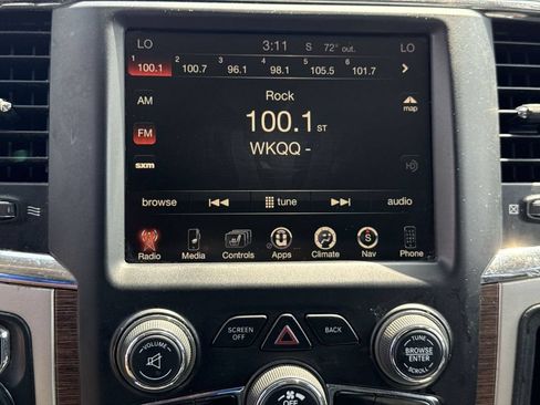 Used 2017 RAM 1500 Laramie w/ Convenience Group AWD/4WD image 19