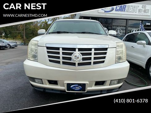 Used 2008 Cadillac Escalade AWD image 1