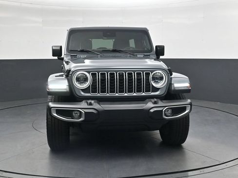 Used 2024 Jeep Wrangler Unlimited Sahara w/ Technology Group AWD/4WD image 10