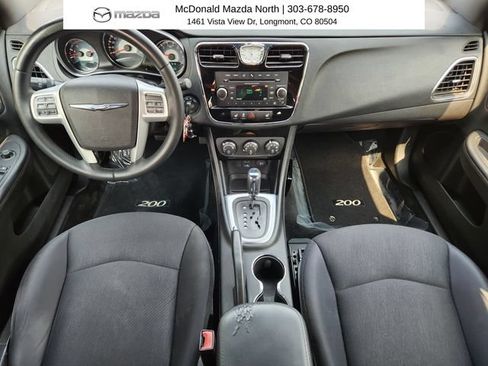 Used 2013 Chrysler 200 Touring w/ Cold Weather Group FWD image 9