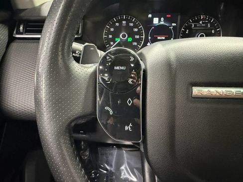 Used 2018 Land Rover Range Rover Velar S AWD/4WD image 15