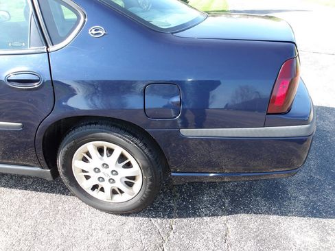 Used 2002 Chevrolet Impala w/ Preferred Equipment Group image 32