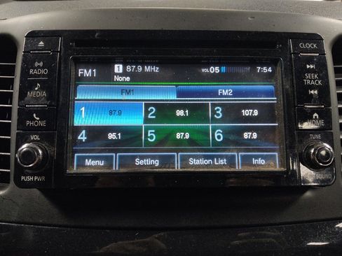 Used 2017 Mitsubishi Lancer ES image 25