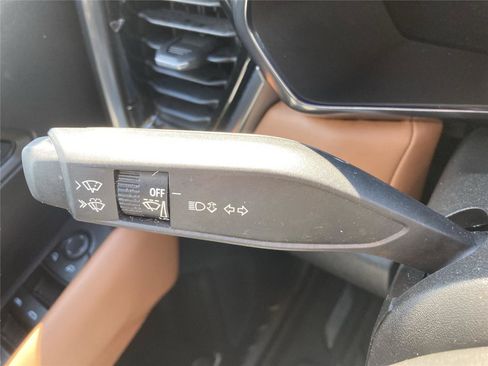 Used 2023 GMC Canyon AT4 w/ AT4 Premium Package image 23