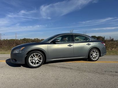 Used 2011 Nissan Maxima 3.5 SV w/ Monitor Pkg