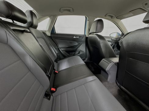 Used 2025 Volkswagen Jetta SE FWD image 25