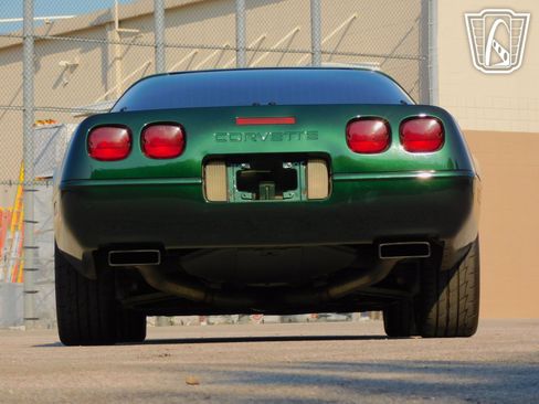 Used 1995 Chevrolet Corvette Coupe image 19