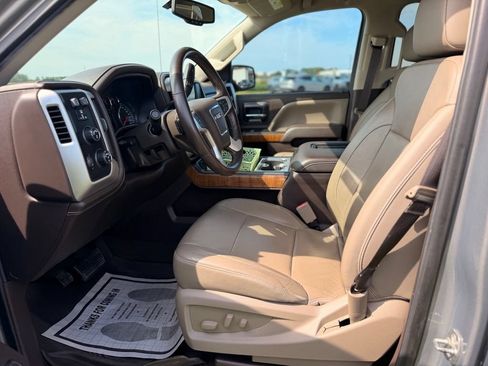Used 2017 GMC Sierra 1500 SLT w/ SLT Premium Package AWD/4WD image 9