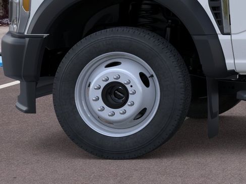 New 2026 Ford F550 4x4 Regular Cab Super Duty image 19