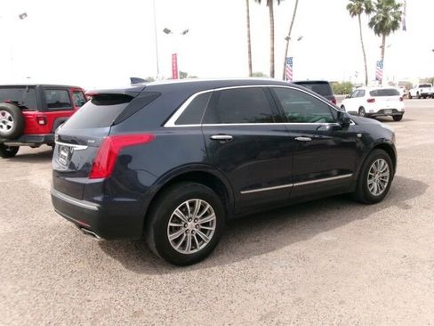 Used 2018 Cadillac XT5 Luxury w/ Driver Awareness Package FWD image 7