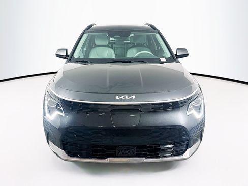 Used 2023 Kia Niro Wind FWD image 2