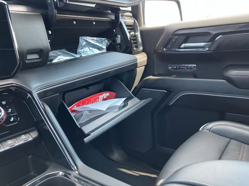 Used 2022 GMC Sierra 1500 AT4X AWD/4WD image 28
