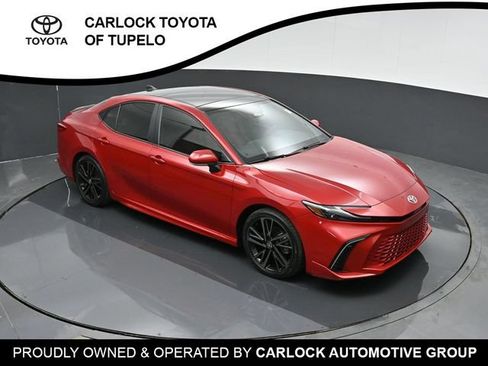 Used 2025 Toyota Camry XSE FWD image 41