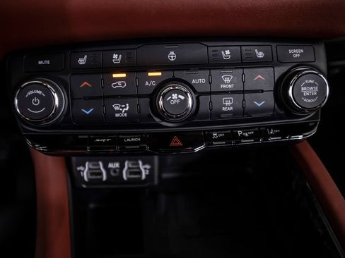 Used 2024 Dodge Durango SRT Hellcat AWD/4WD image 34