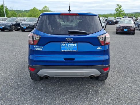 Used 2017 Ford Escape SE w/ SE Cold Weather Package AWD/4WD image 5