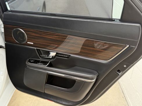 Used 2012 Jaguar XJ L RWD image 28