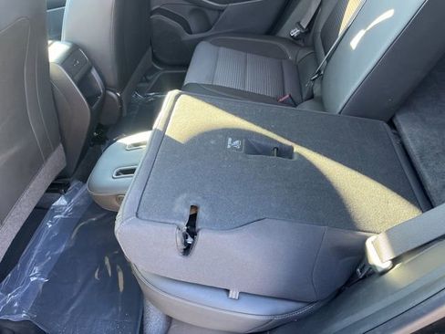 Used 2024 Chevrolet Trax LT image 36