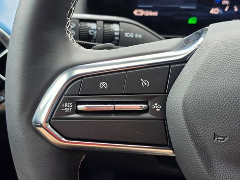 New 2026 Chevrolet Equinox EV LT AWD/4WD image 29