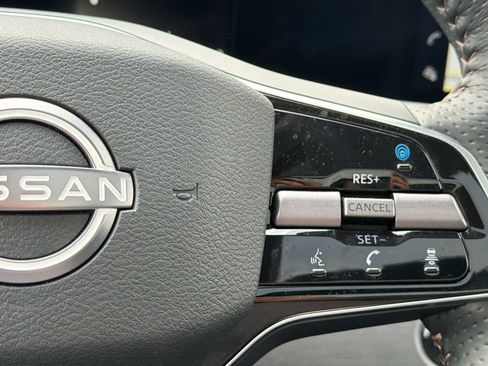 Used 2025 Nissan Ariya AWD image 13
