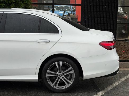Used 2022 Mercedes-Benz E 350 4MATIC Sedan image 11