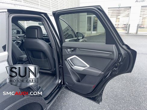 Certified 2022 Audi Q3 2.0T Premium Plus w/ Premium Plus Package image 12