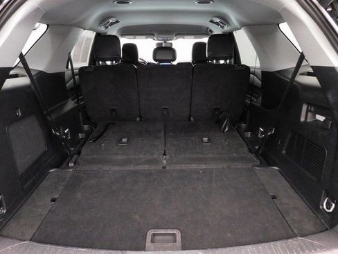 Used 2023 Ford Explorer Limited image 24