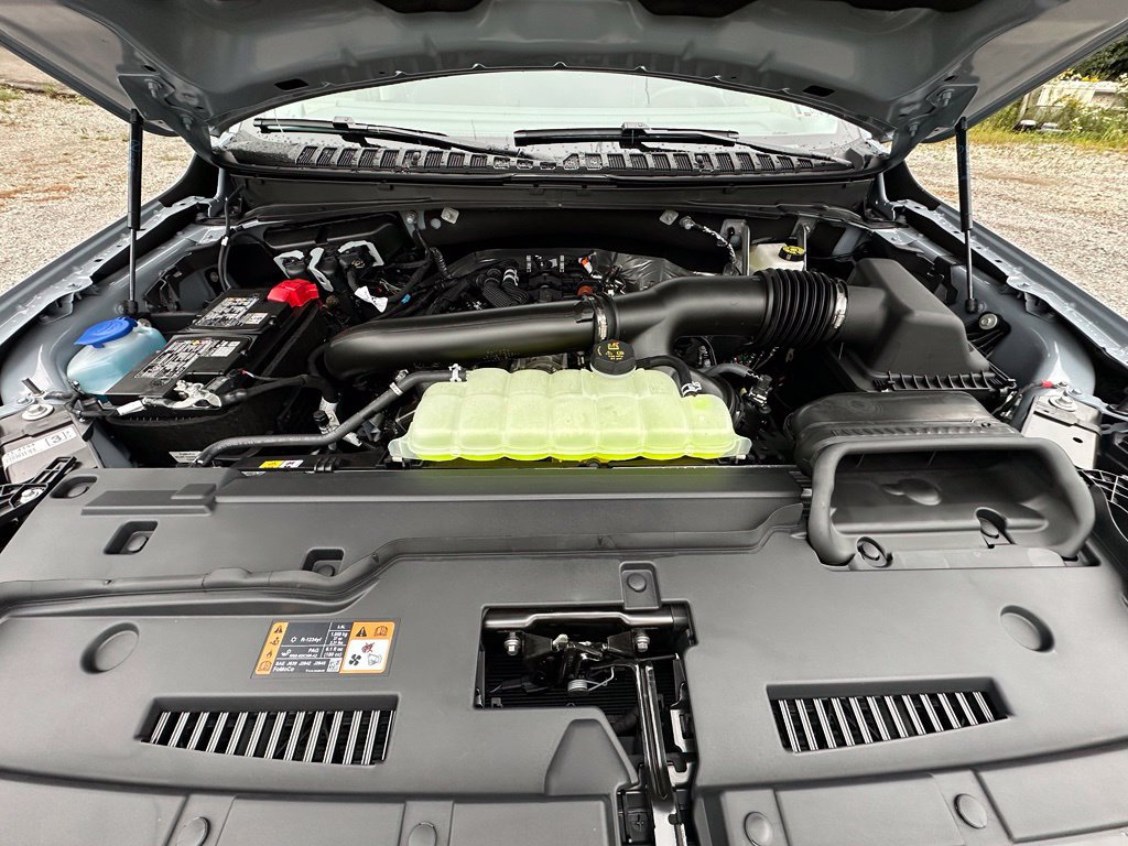 New 2027 Lincoln Navigator Premiere AWD/4WD image 26