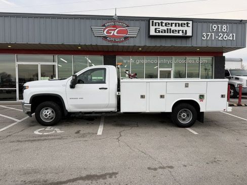 Used 2023 Chevrolet Silverado 3500 W/T w/ WT Fleet Convenience Package image 5