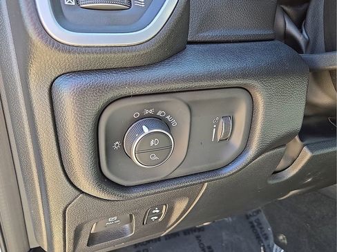 Used 2022 RAM 1500 Big Horn image 21