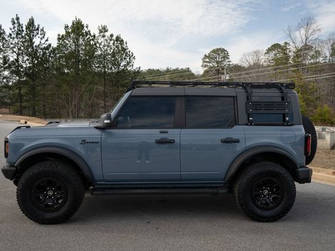 Used 2023 Ford Bronco Wildtrak image 5