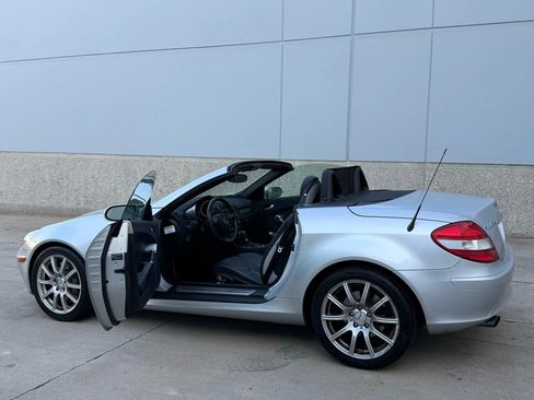 Used 2005 Mercedes-Benz SLK 350 image 20