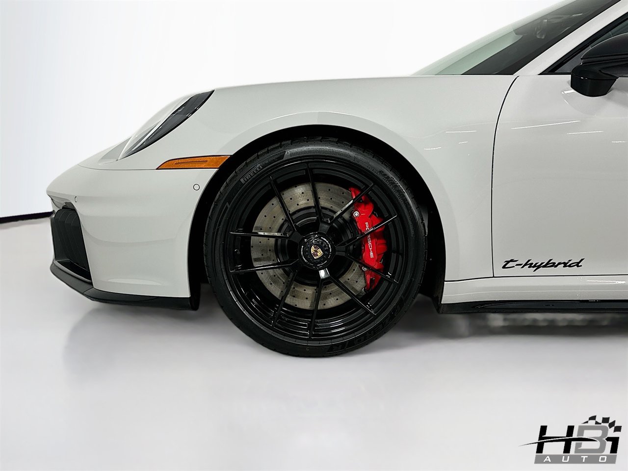 Used 2026 Porsche 911 Carrera GTS RWD image 17