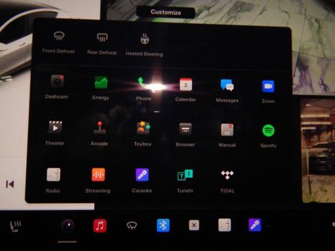 Used 2023 Tesla Model Y Long Range image 27