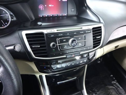 Used 2017 Honda Accord LX image 15