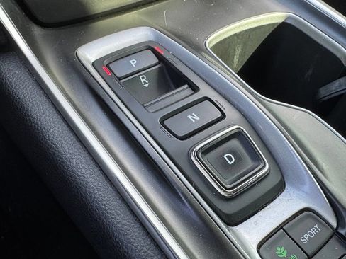 Used 2020 Honda Accord Hybrid image 14