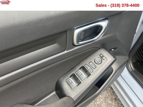 Used 2022 Honda Civic Sport image 11