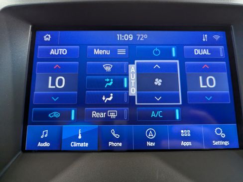 Used 2020 Ford Edge Titanium w/ Equipment Group 301A AWD/4WD image 21