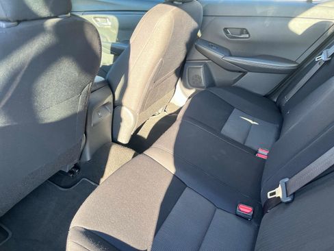 Used 2024 Nissan Sentra SV image 14